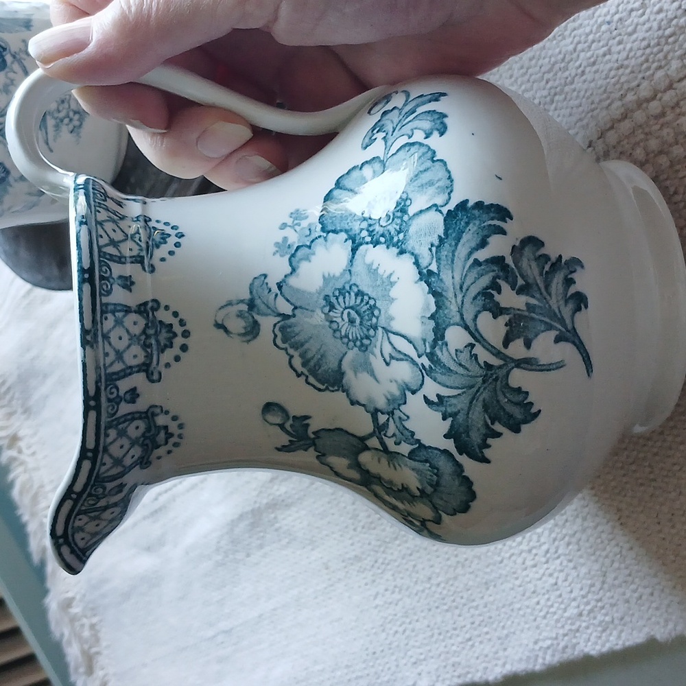 Vintage or Antique blue and white ceramic pitcher - Picture 2 of 6